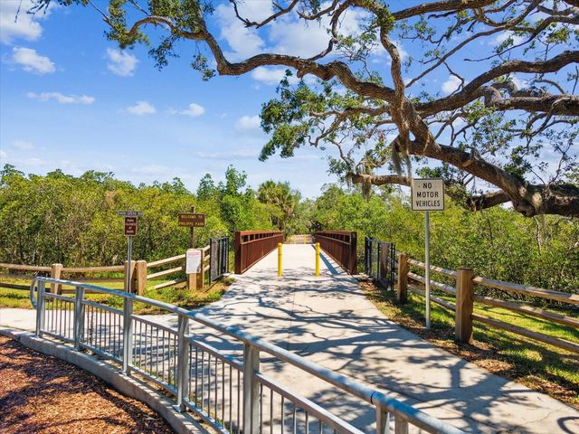 150 SUNCREST DRIVE, Safety Harbor, FL 34695