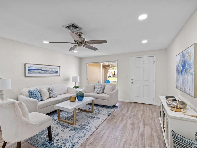 150 SUNCREST DRIVE, Safety Harbor, FL 34695