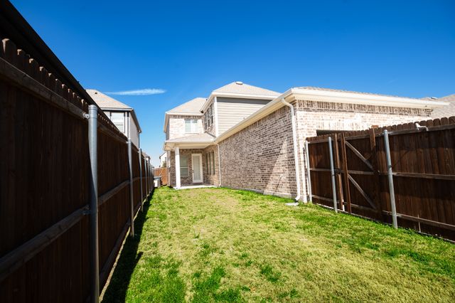 9324 Trammel Davis Road, Fort Worth, TX 76118