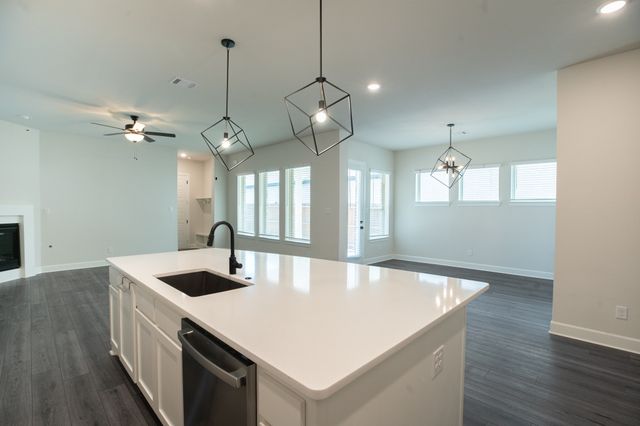 9324 Trammel Davis Road, Fort Worth, TX 76118