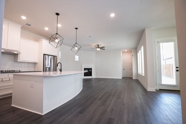 9324 Trammel Davis Road, Fort Worth, TX 76118