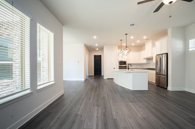 9324 Trammel Davis Road, Fort Worth, TX 76118