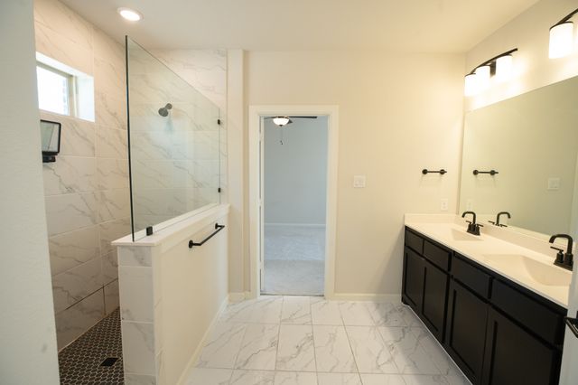 9324 Trammel Davis Road, Fort Worth, TX 76118