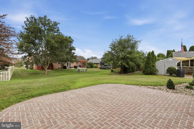 321 SUELINN DRIVE, Chambersburg, PA 17201