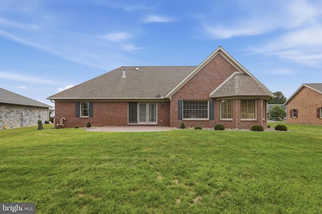 321 SUELINN DRIVE, Chambersburg, PA 17201
