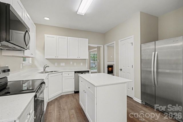 11632 Larix Drive, Charlotte, NC 28273