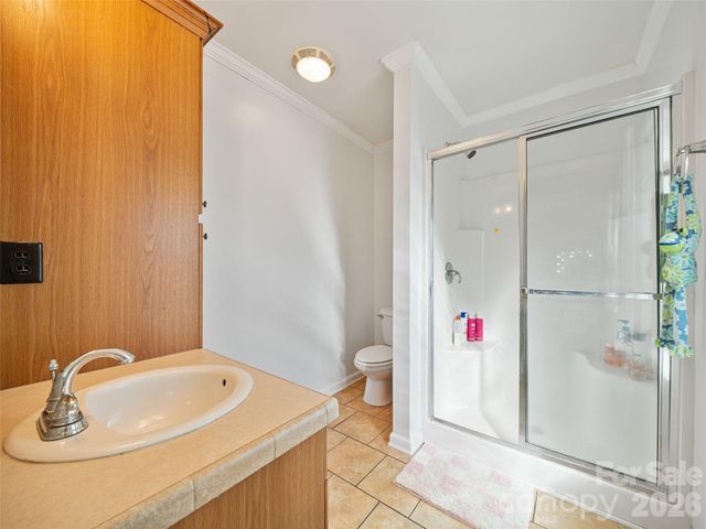 221 Creed Pittman Road, Spruce Pine, NC 28777