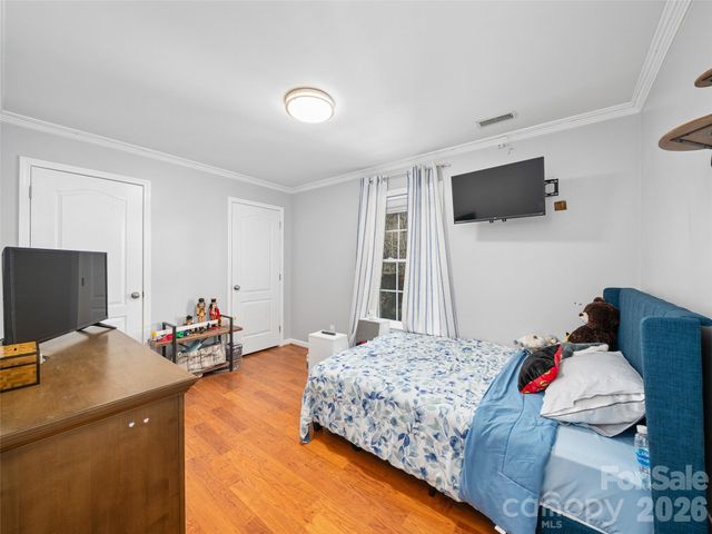 221 Creed Pittman Road, Spruce Pine, NC 28777