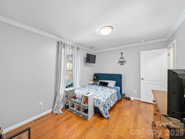 221 Creed Pittman Road, Spruce Pine, NC 28777