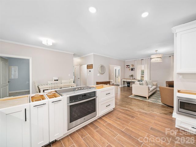 221 Creed Pittman Road, Spruce Pine, NC 28777