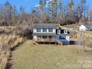 221 Creed Pittman Road, Spruce Pine, NC 28777