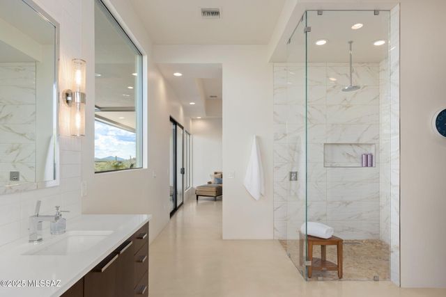 1814 W Tortolita Mountain Circle, Oro Valley, AZ 85755