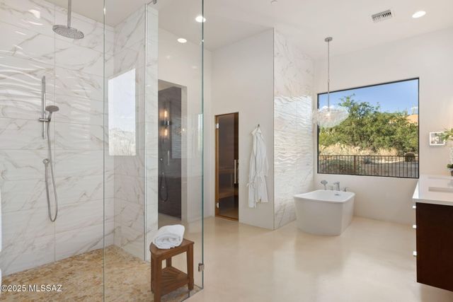 1814 W Tortolita Mountain Circle, Oro Valley, AZ 85755