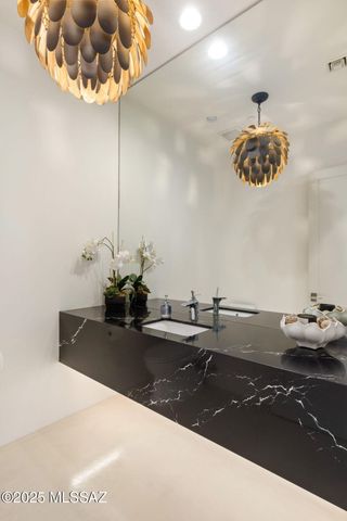 1814 W Tortolita Mountain Circle, Oro Valley, AZ 85755