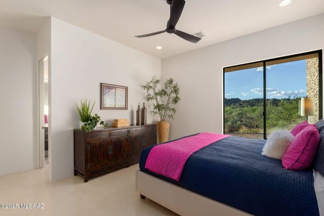 1814 W Tortolita Mountain Circle, Oro Valley, AZ 85755