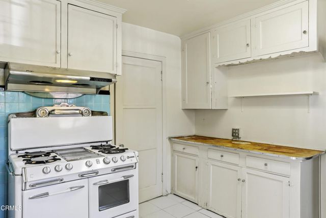 1544 Angelus Avenue, Los Angeles, CA 90026