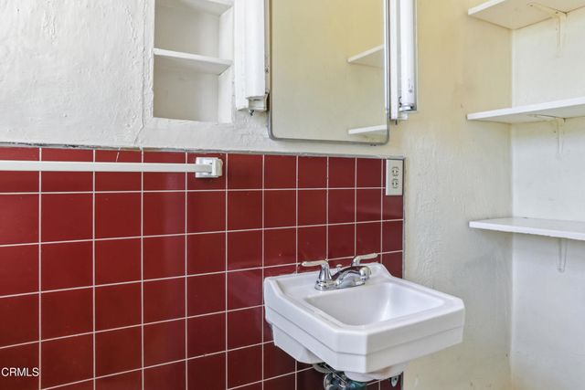 1544 Angelus Avenue, Los Angeles, CA 90026