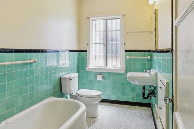 1544 Angelus Avenue, Los Angeles, CA 90026