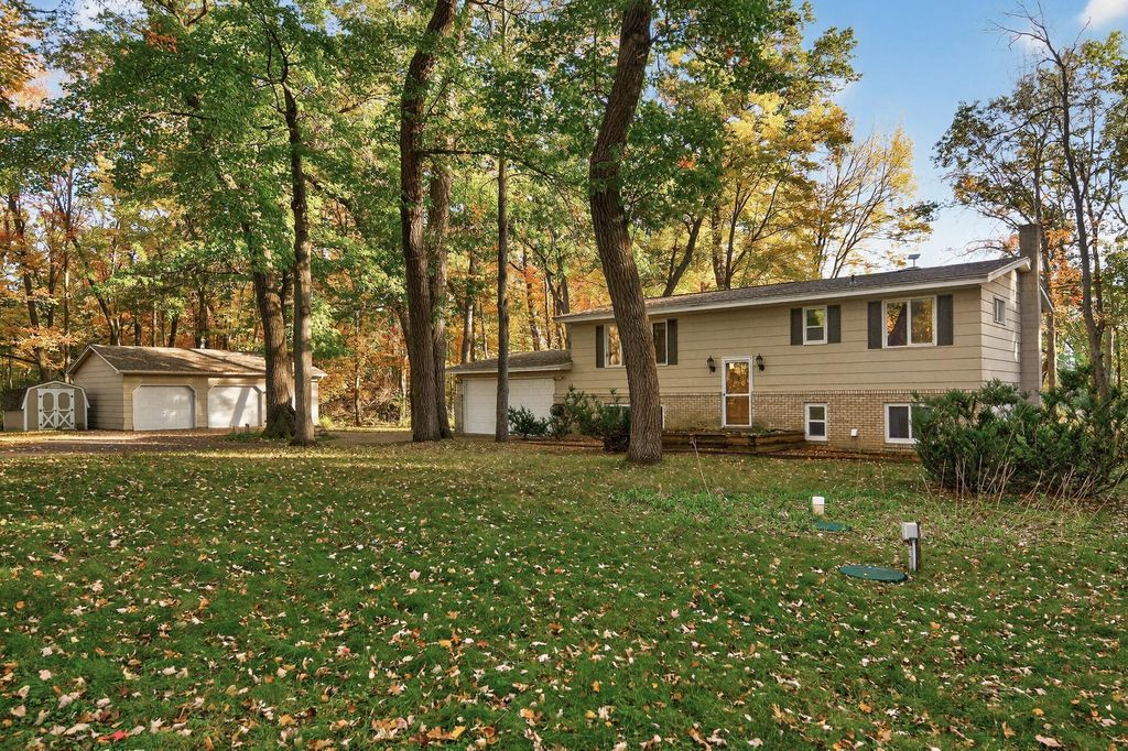 8230 Viking Boulevard NE, Linwood Twp, MN 55092