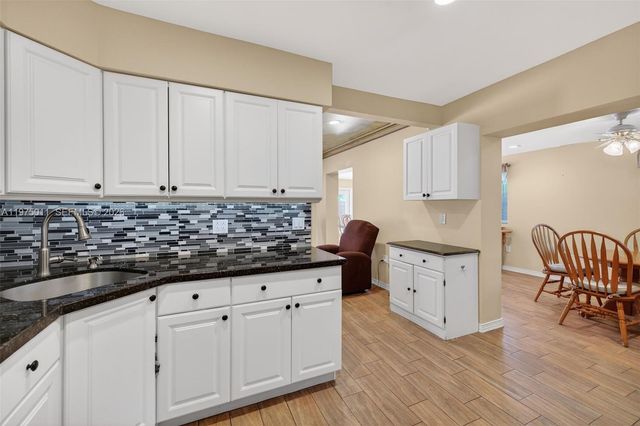 2543 Liberty St, Hollywood, FL 33020