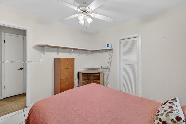 2543 Liberty St, Hollywood, FL 33020