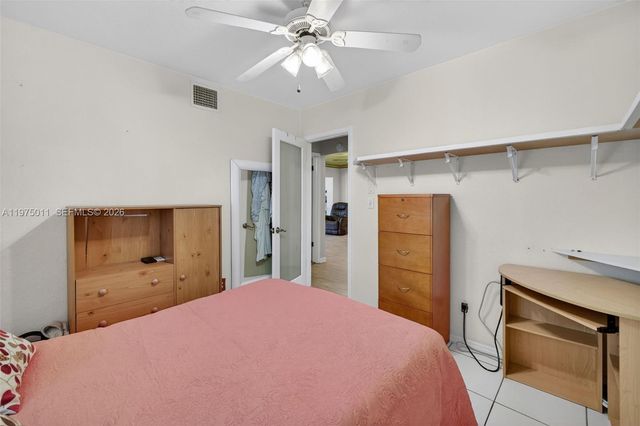 2543 Liberty St, Hollywood, FL 33020