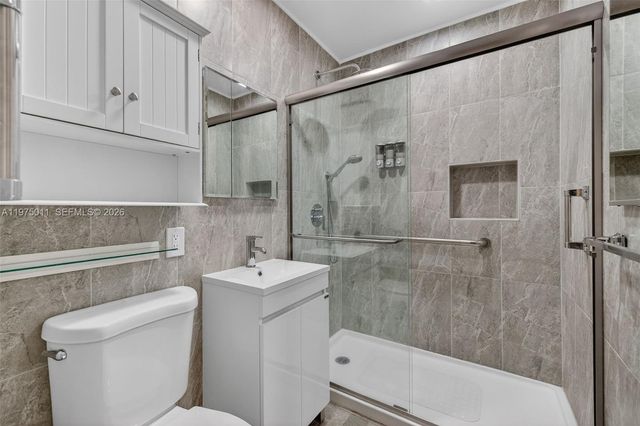 2543 Liberty St, Hollywood, FL 33020