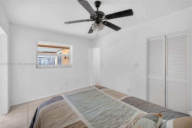 2543 Liberty St, Hollywood, FL 33020