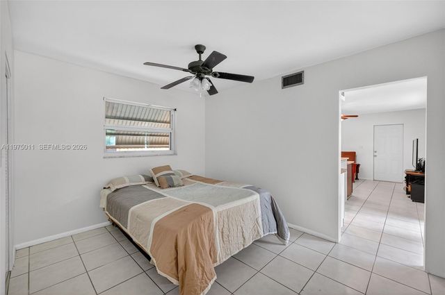 2543 Liberty St, Hollywood, FL 33020