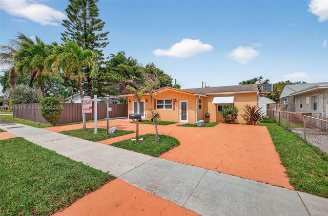 2543 Liberty St, Hollywood, FL 33020