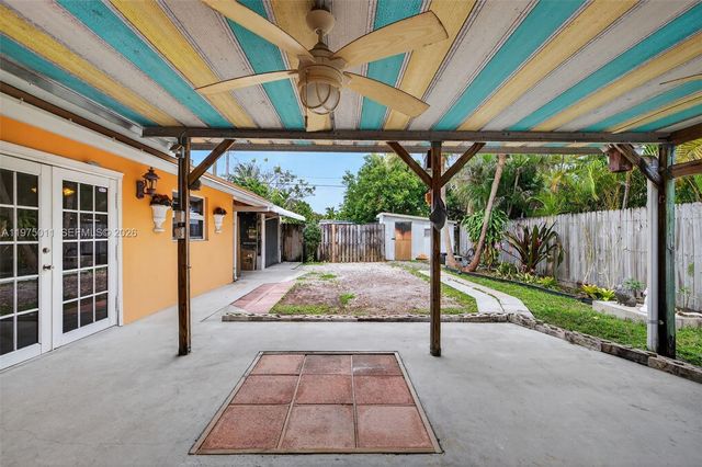 2543 Liberty St, Hollywood, FL 33020