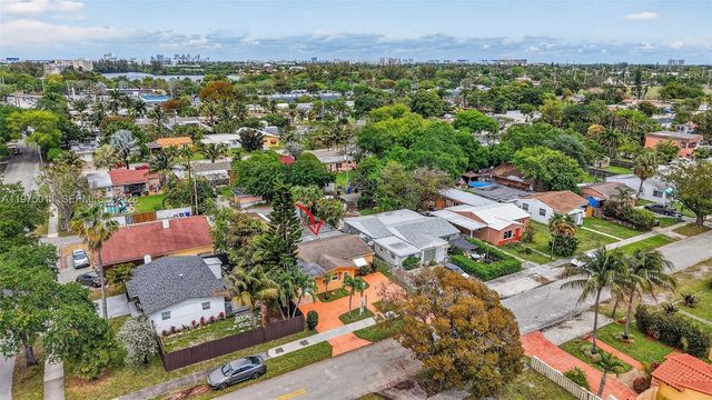2543 Liberty St, Hollywood, FL 33020