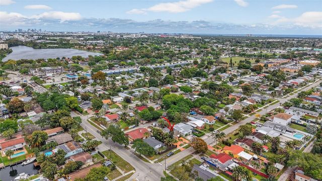 2543 Liberty St, Hollywood, FL 33020