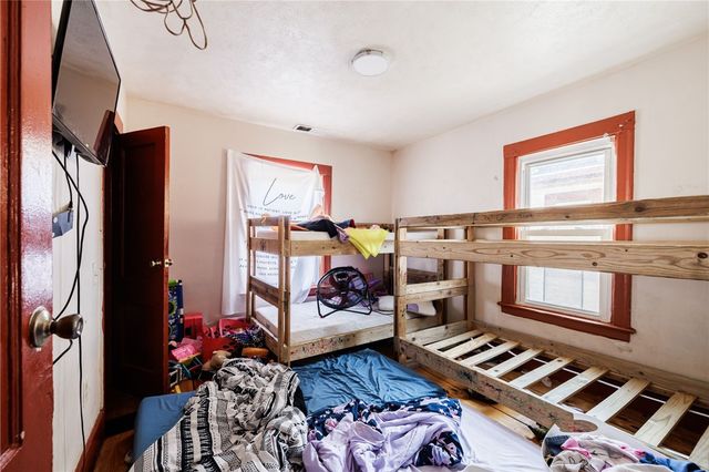 555 Garson Avenue, Rochester, NY 14609