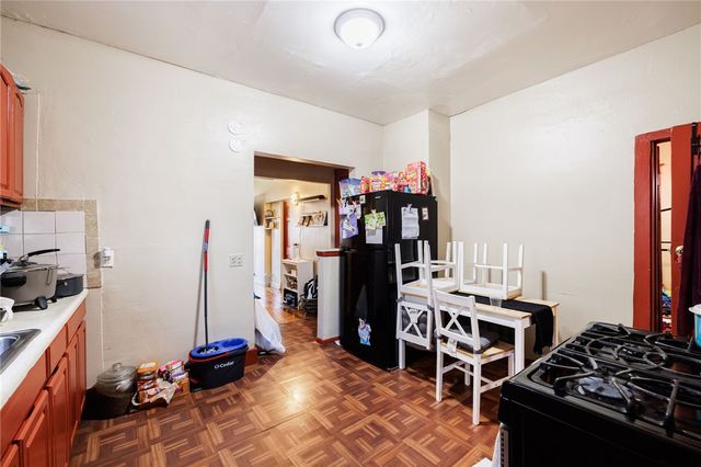 555 Garson Avenue, Rochester, NY 14609