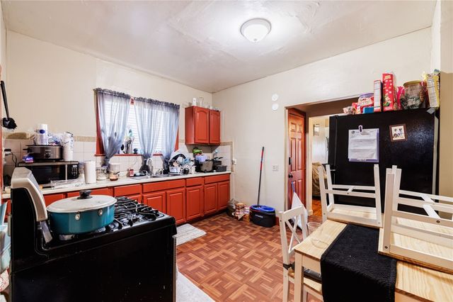 555 Garson Avenue, Rochester, NY 14609