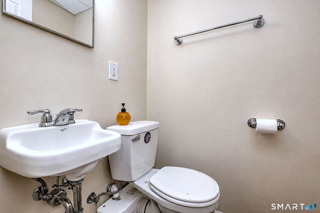 106 Ferry Court 106, Stratford, CT 06614