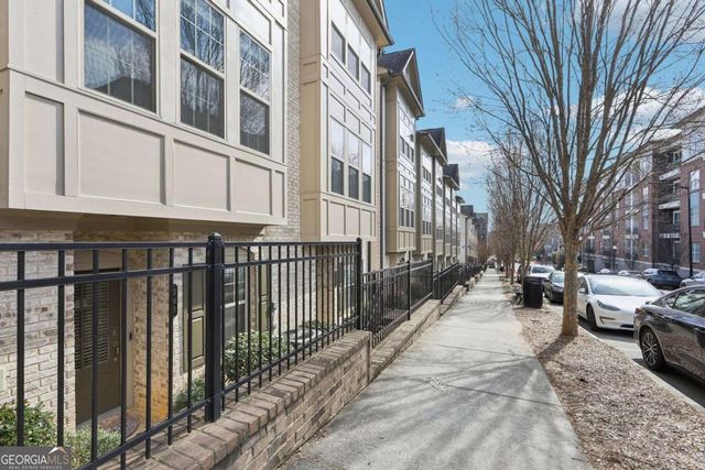 565 Broadview Place NE, Atlanta, GA 30324