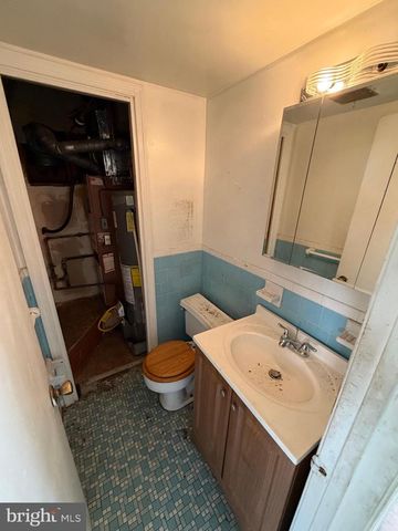 1831 ADDISON RD S, District Heights, MD 20747