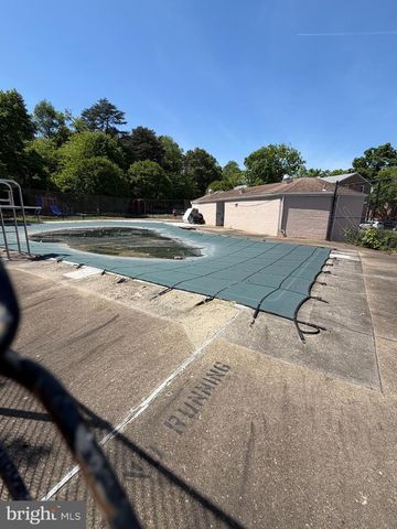 1831 ADDISON RD S, District Heights, MD 20747