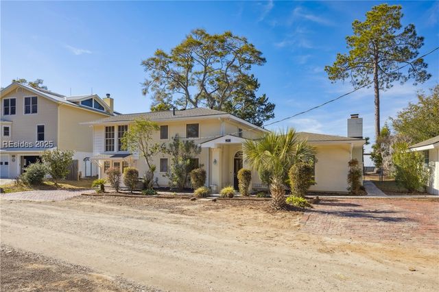 20 Kirk Bluff Rd, Bluffton, SC 29910