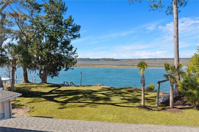 20 Kirk Bluff Rd, Bluffton, SC 29910