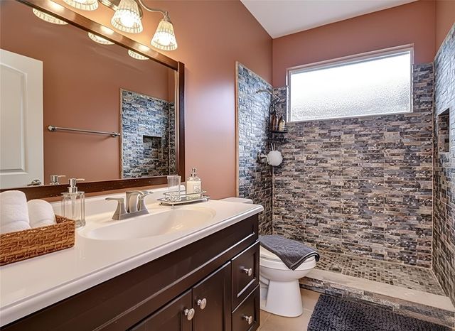 3408 FOX SQUIRREL LANE, Valrico, FL 33596