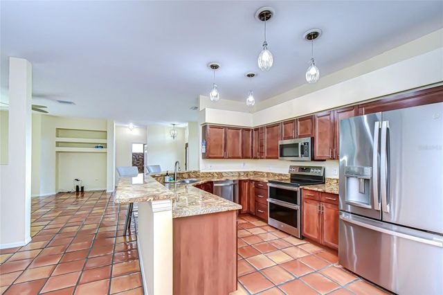 3408 FOX SQUIRREL LANE, Valrico, FL 33596