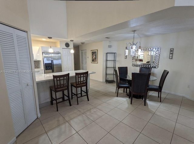 13541 NW 5th Ct, Plantation, FL 33325