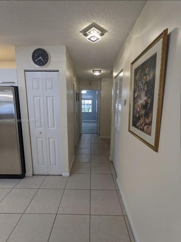 13541 NW 5th Ct, Plantation, FL 33325