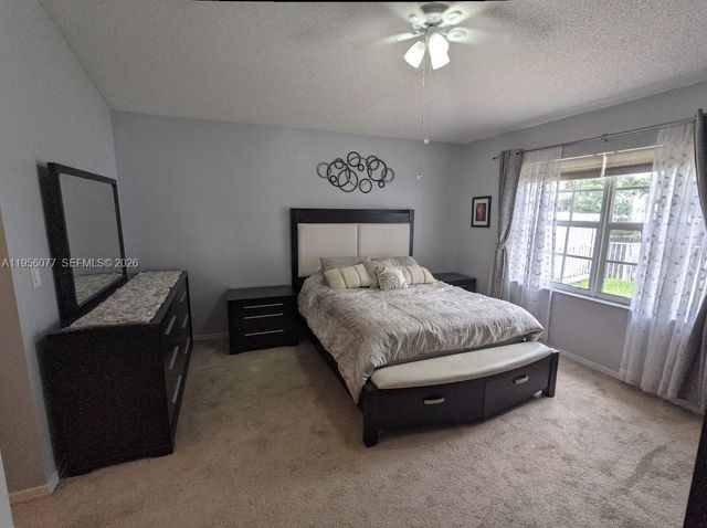 13541 NW 5th Ct, Plantation, FL 33325