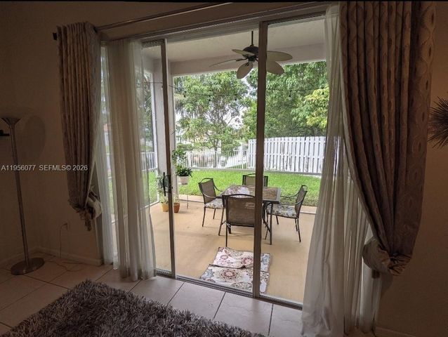 13541 NW 5th Ct, Plantation, FL 33325