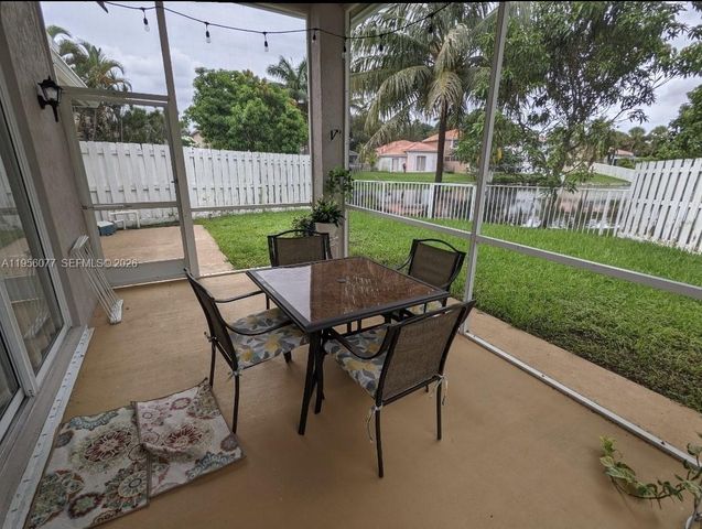 13541 NW 5th Ct, Plantation, FL 33325