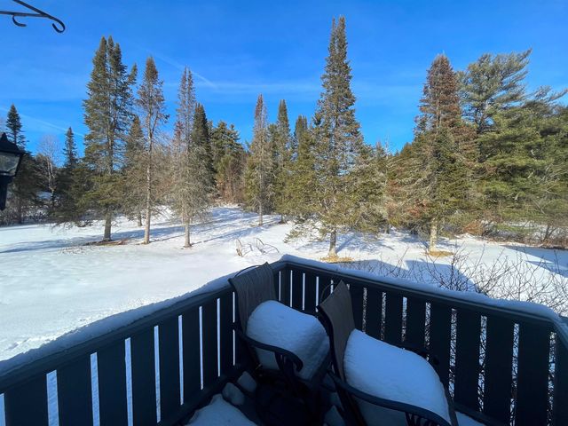 18 Candlelight Terrace, Hartford, VT 05001